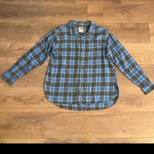 Women’s SO blue tan flannel button down, L